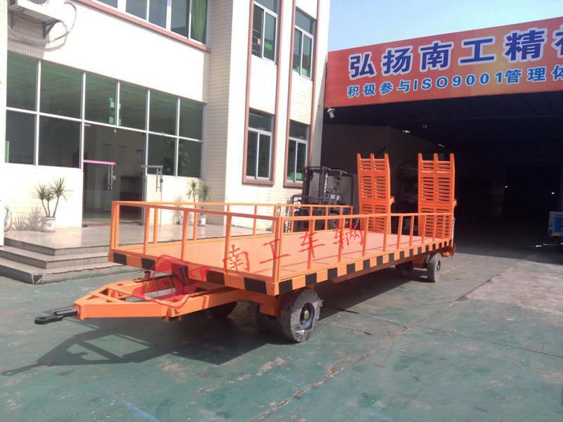 挖機(jī) 鏟車(chē) 吊機(jī)用10噸全掛平板拖車(chē)