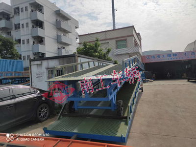 登車(chē)橋1I.jpg