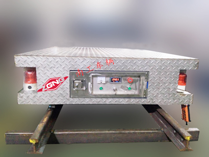1.5噸電動(dòng)軌道車1I.jpg
