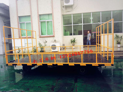 3噸護(hù)欄型4輪平板拖車(chē)4I.jpg