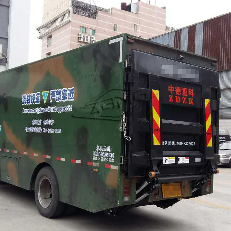 輕卡汽車(chē)尾板