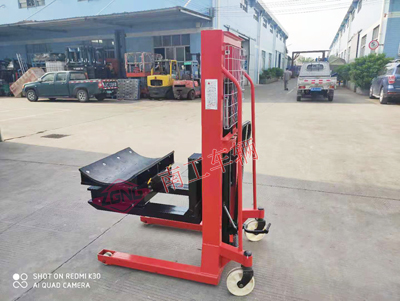 1噸手動(dòng)卷筒紙工具車(chē)3I.jpg