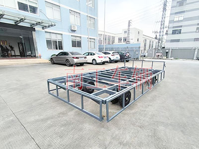 4噸骨架式平板拖車 帶下翻護欄工具拖車5I.jpg