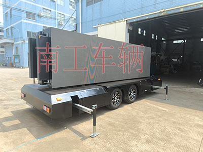15平方大型戶外LED廣告拖車 帶四音響I.jpg